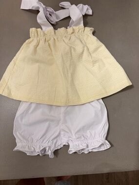 The Beaufort Bonnet company Lainey Set size 2T